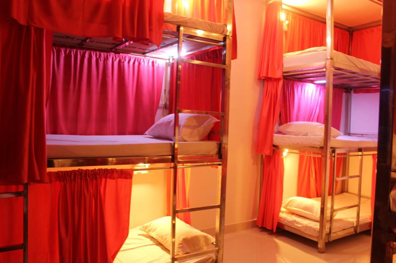 Sunset Backpackers Hostel Orchha Bagian luar foto