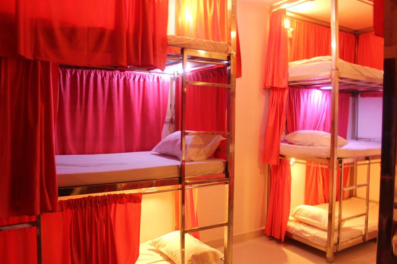 Sunset Backpackers Hostel Orchha Bagian luar foto