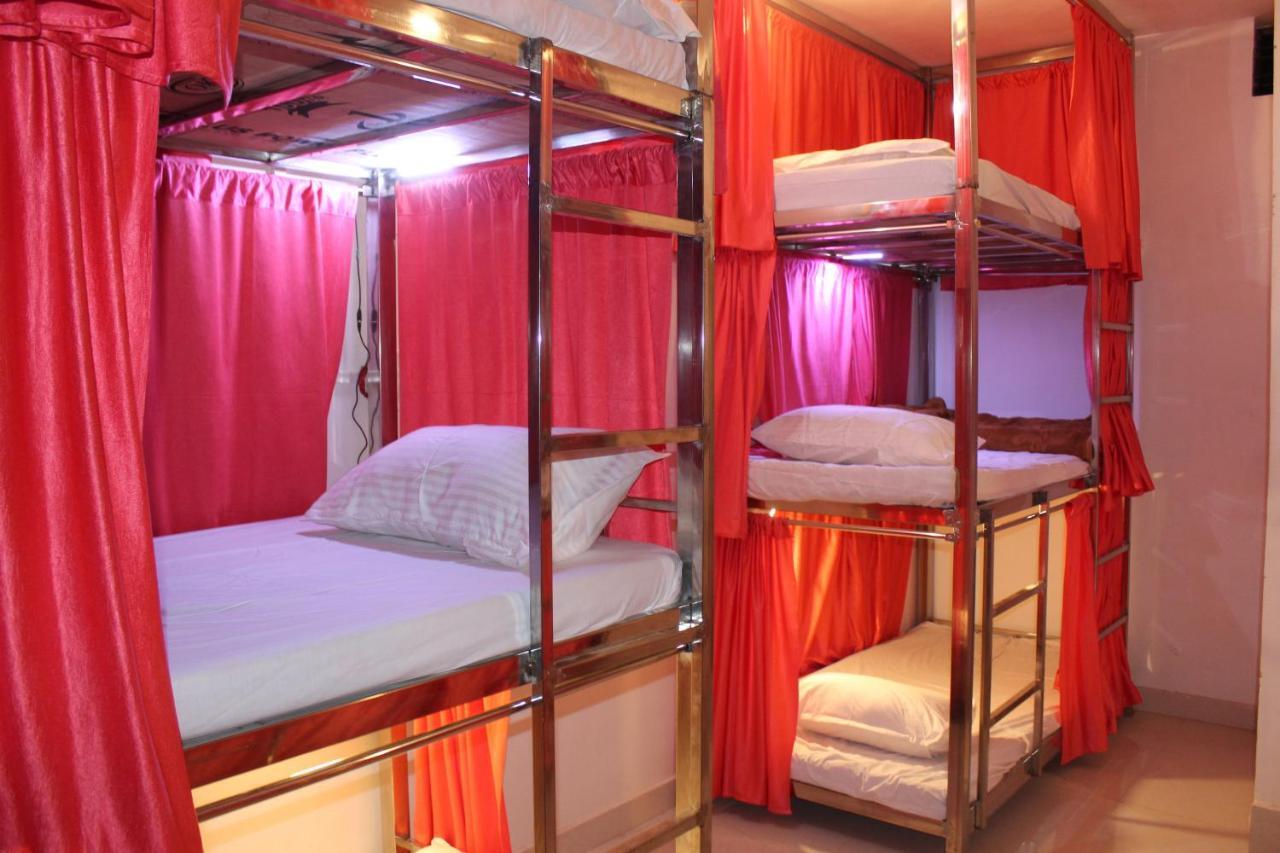 Sunset Backpackers Hostel Orchha Bagian luar foto