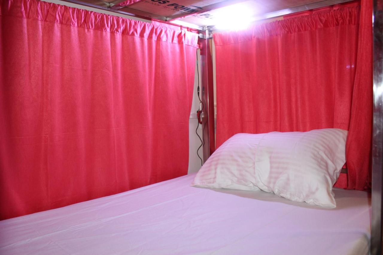 Sunset Backpackers Hostel Orchha Bagian luar foto